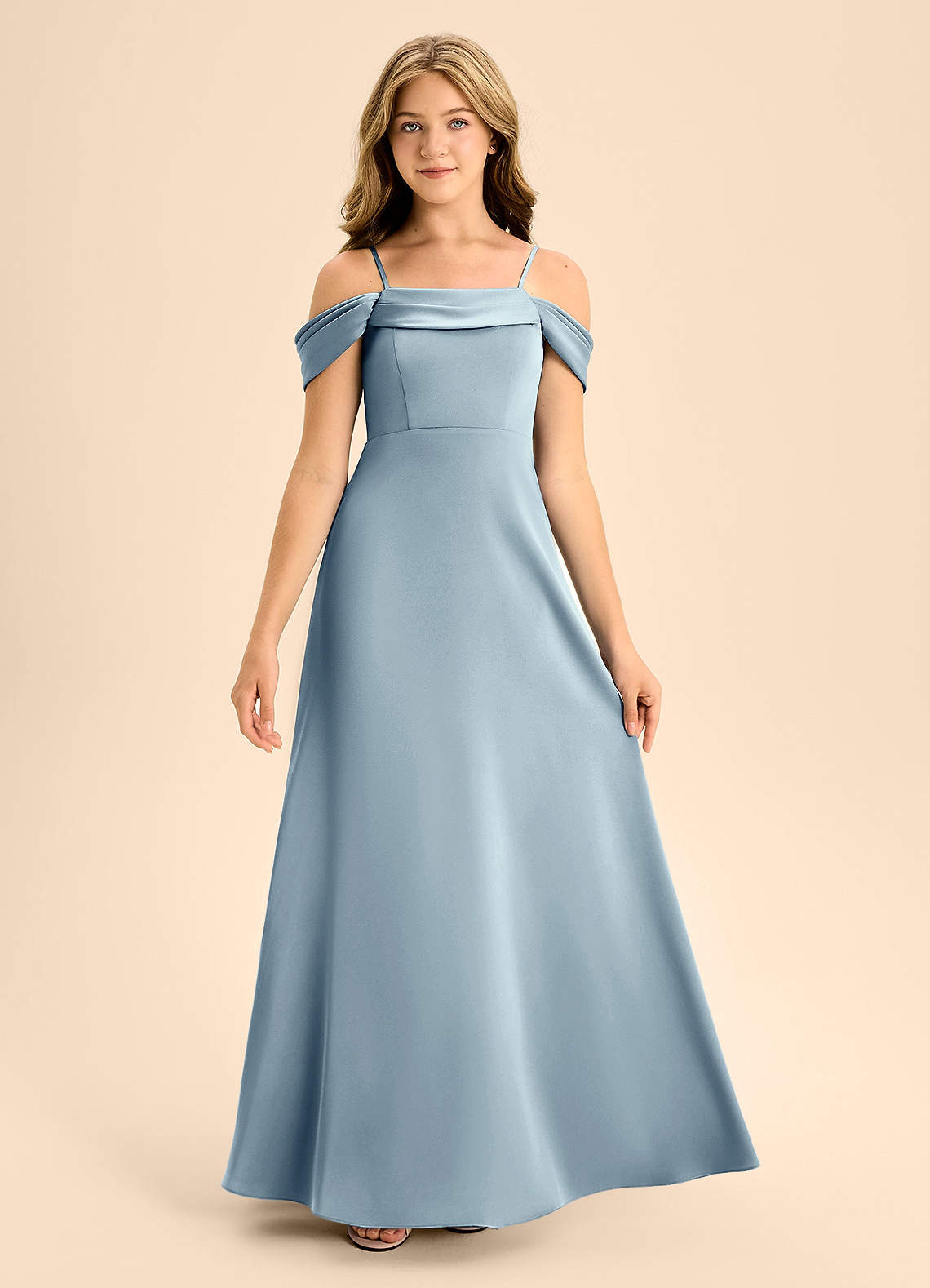 Azazie Anselie Junior Vestido de Azul Polvoriento de Satén Elástico de Corte En A con Vestidos sin tirantes image6
