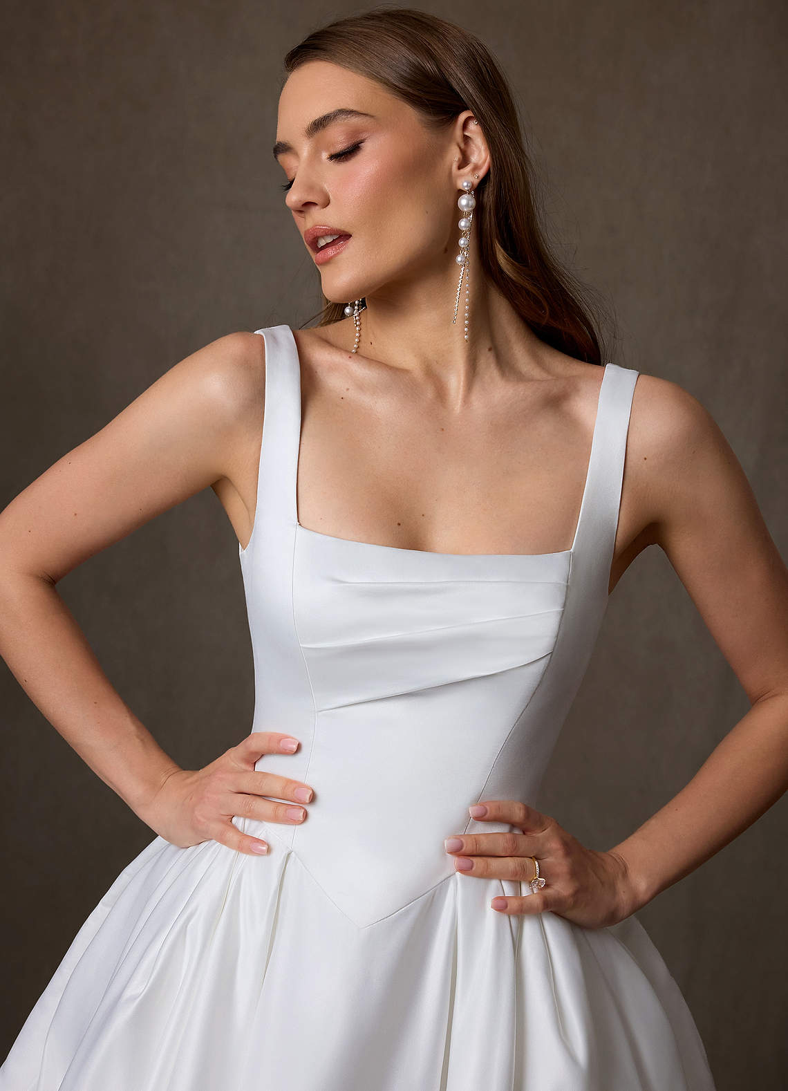 Azazie Celeste Bröllopsklänningar Klä av Balklänning i Satin med fickor Diamantvit image2