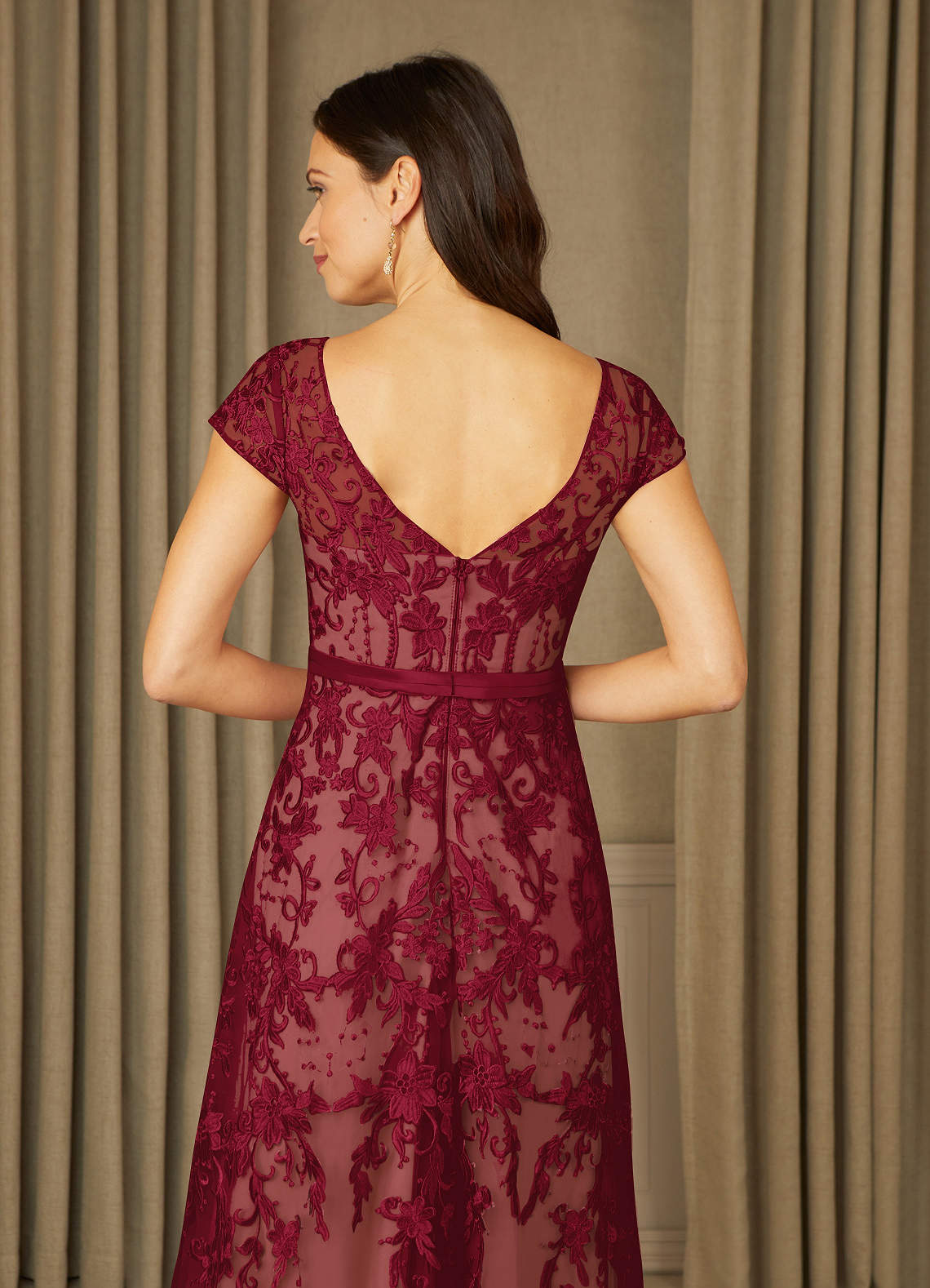 Azazie Sanna At-home Try On Dresses Burgundy Champagne A-Line Scoop Lace Tulle Dress image5
