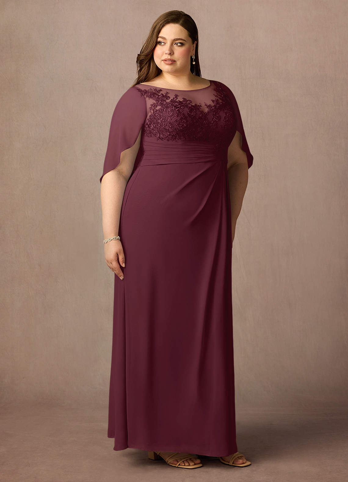 Azazie Hera vestidos de madre de la novia Vestido de Cabernet de Gasa de Corte En A con Capa de encaje image9