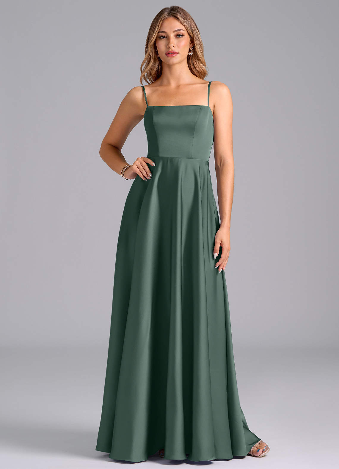 Azazie Elita Robes de demoiselle d'honneur Robe Trapèze en Satin extensible Plissée Mousse De Mer image1