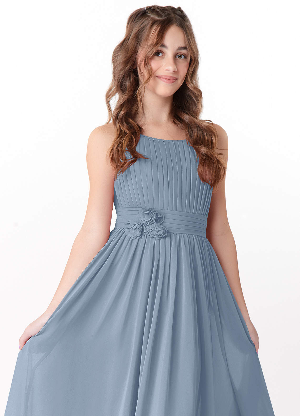 Azazie Astrid Junior Vestido de Azul Polvoriento de Gasa de Corte en A con Floral image1