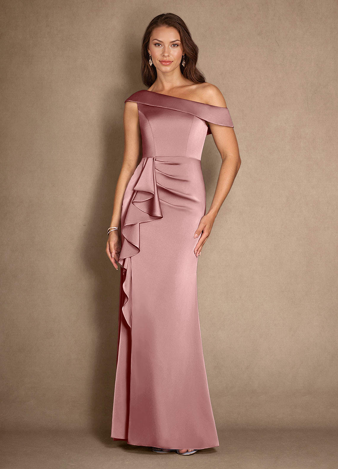 Azazie Hamptons vestidos de madre de la novia Vestido de Rosa Polvorienta de Satén Elástico de Corte En A con Plisado image1