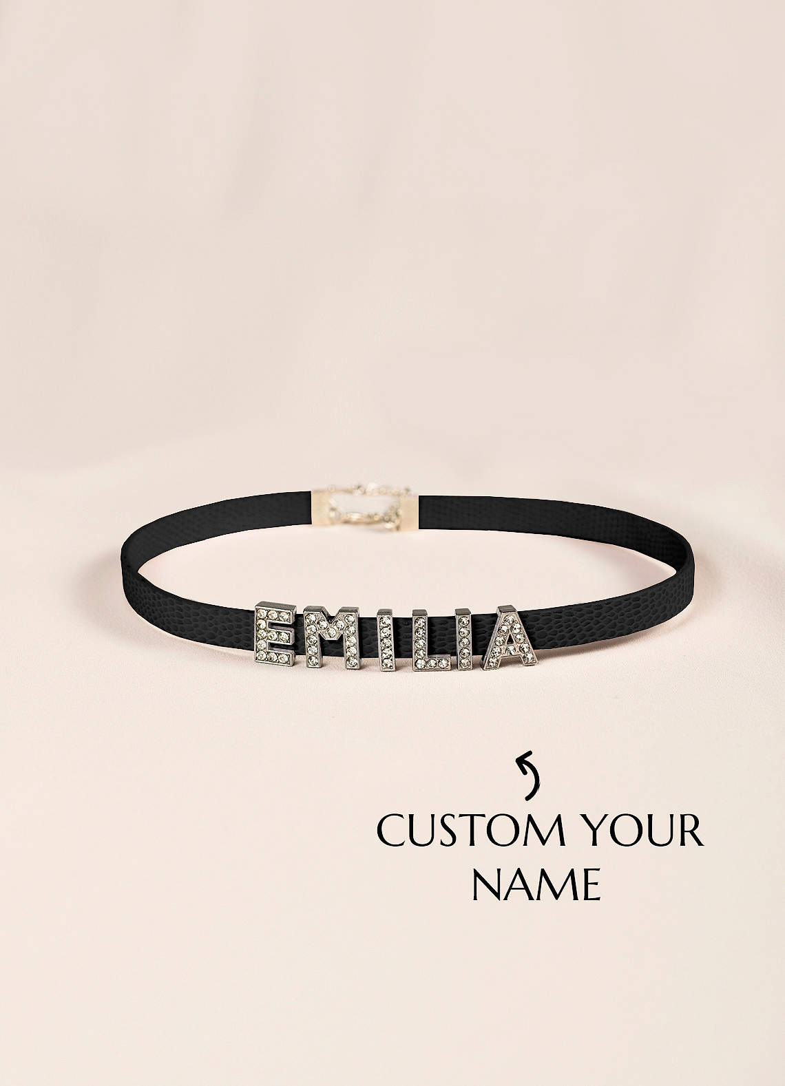 front Collier ras du cou en cuir avec nom personnalisé