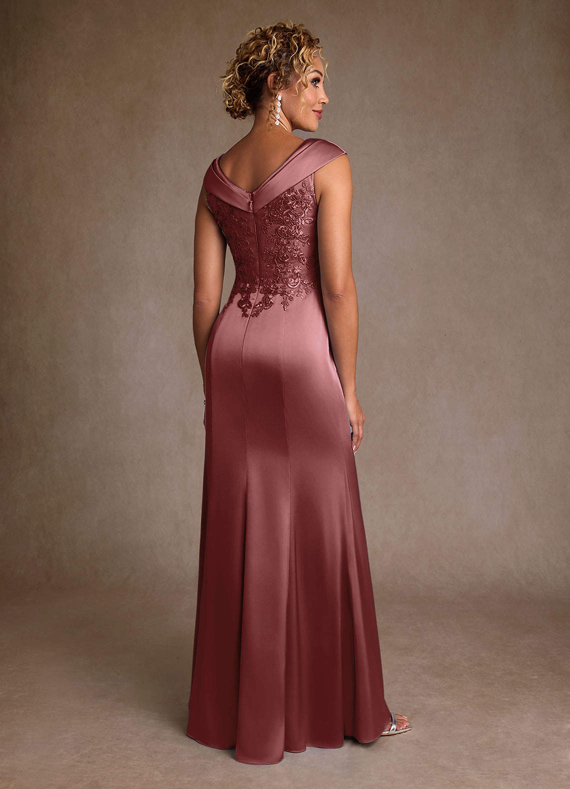 Azazie Santa Monica Mère de la mariée Robes Robe Trapèze en Dentelle Améthyste image1
