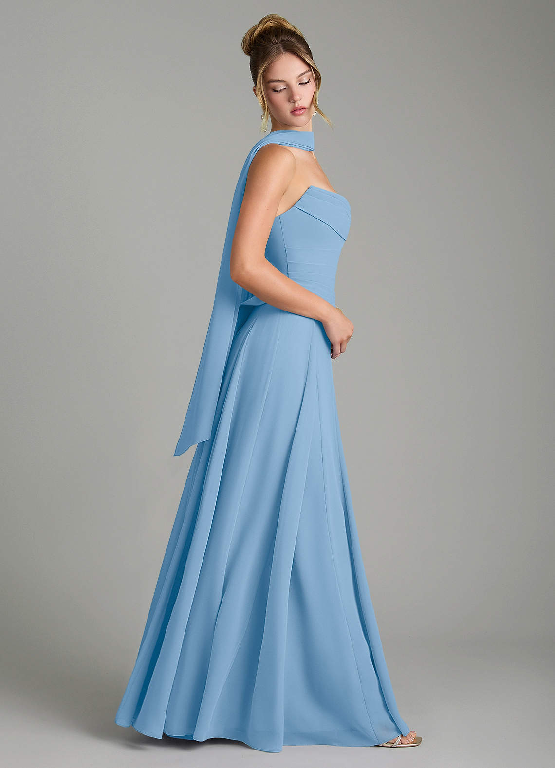 Azazie Gabriela Vestidos de damas de honor Vestido de Azul Pálido de Gasa de Línea A con Corsé image2