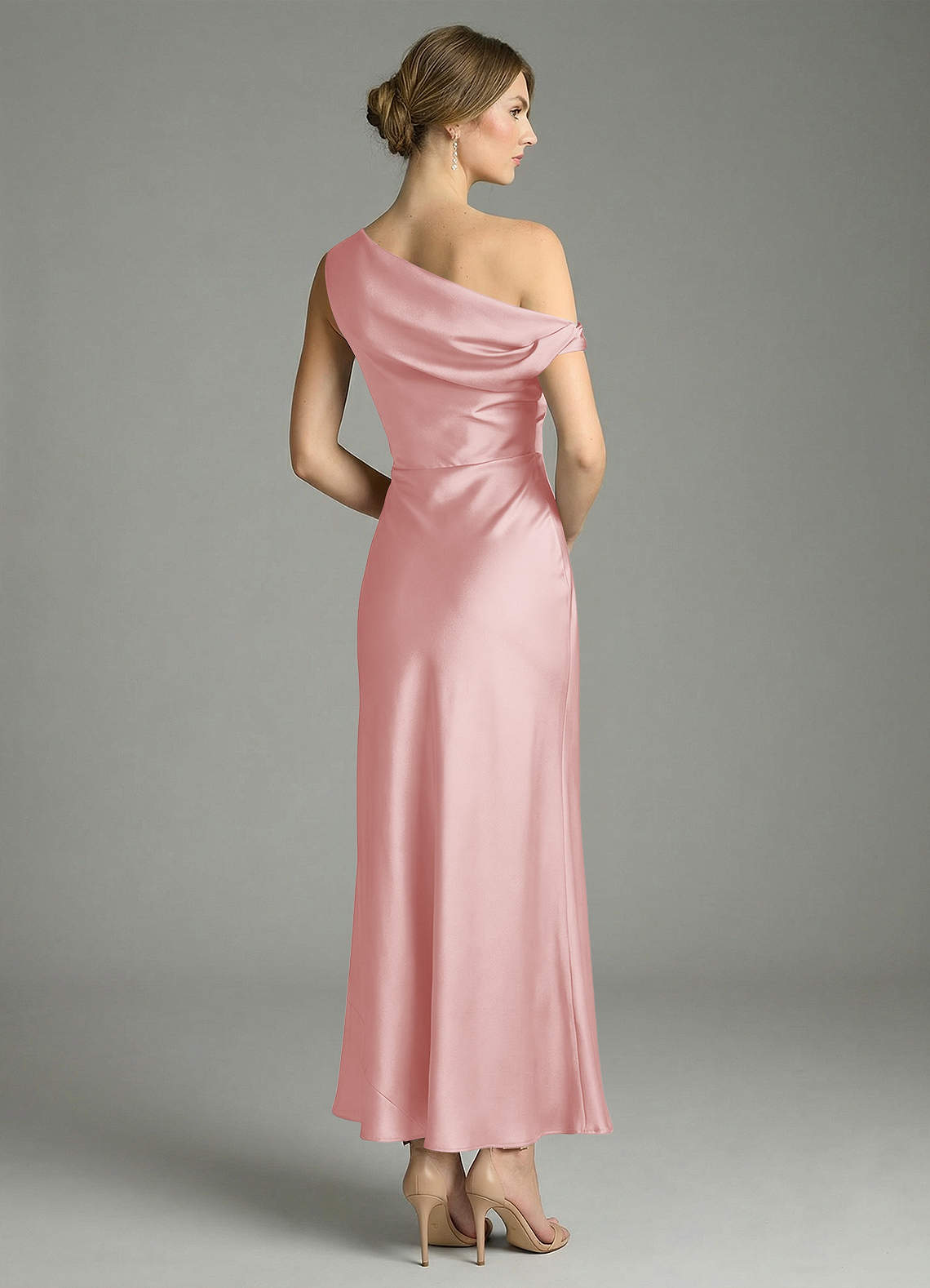 Azazie Emerson Kotona sovitettavat mekot Mrenneito Olkapään ulkopuolella Joustava satiini Nilkan pituus Pukeutua image5