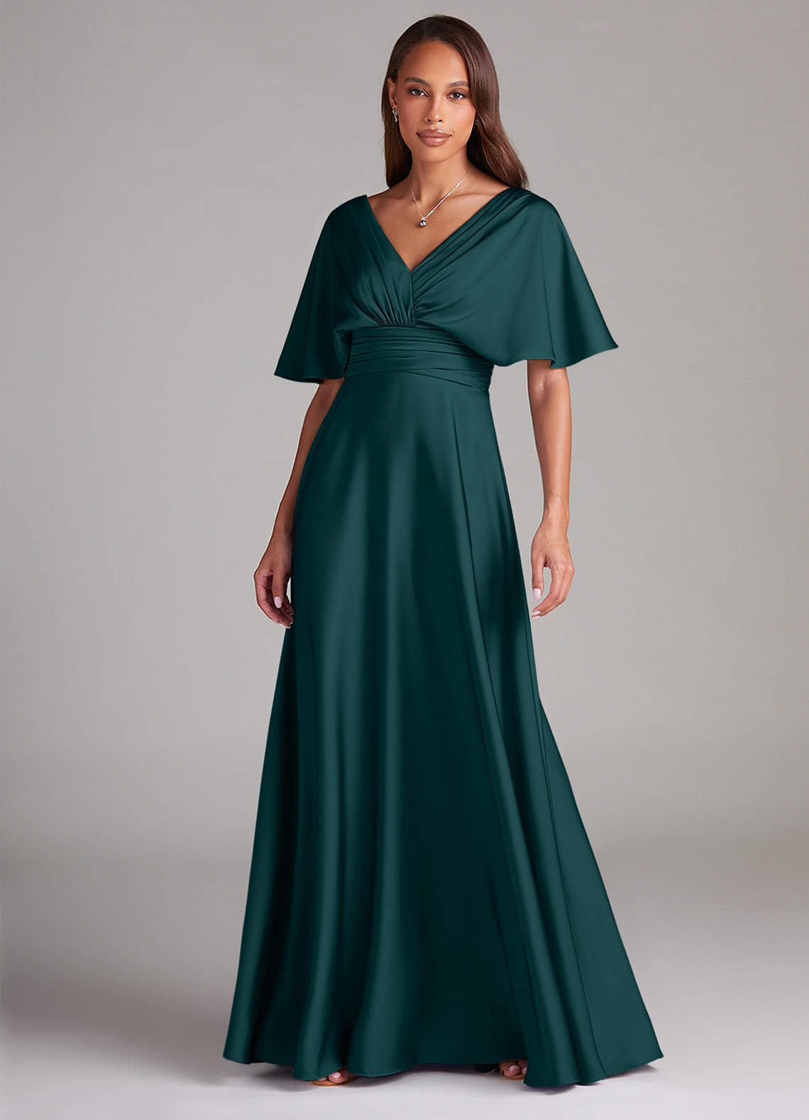 Azazie Pamela Vestidos de damas de honor Vestido de Pino de Satén Elástico de Corte en A con Plisado image1