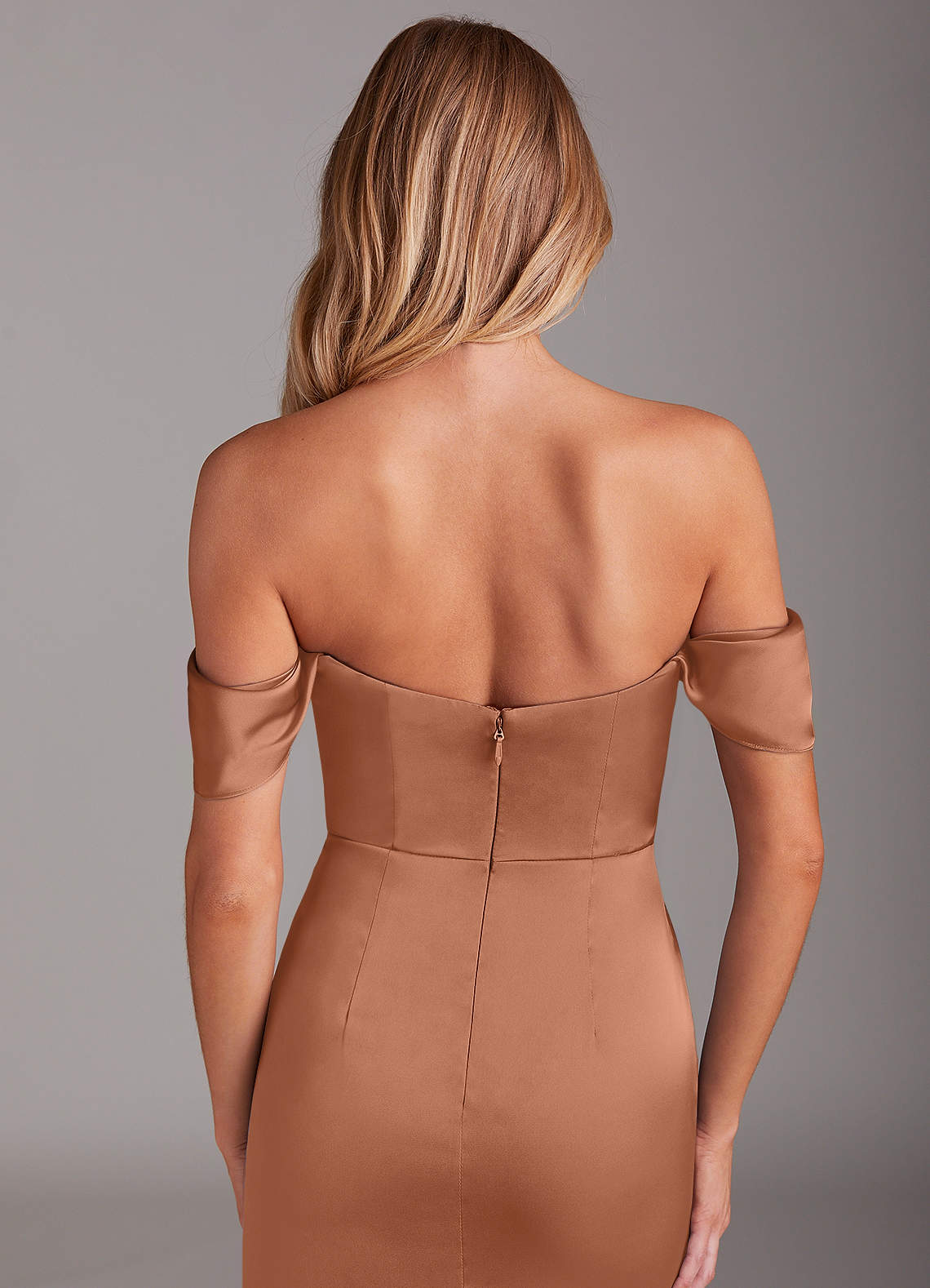 Azazie Saige Brudtärnklänningar Klä av Sjöjungfru i Stretch Satin Av axeln Bronzer image6