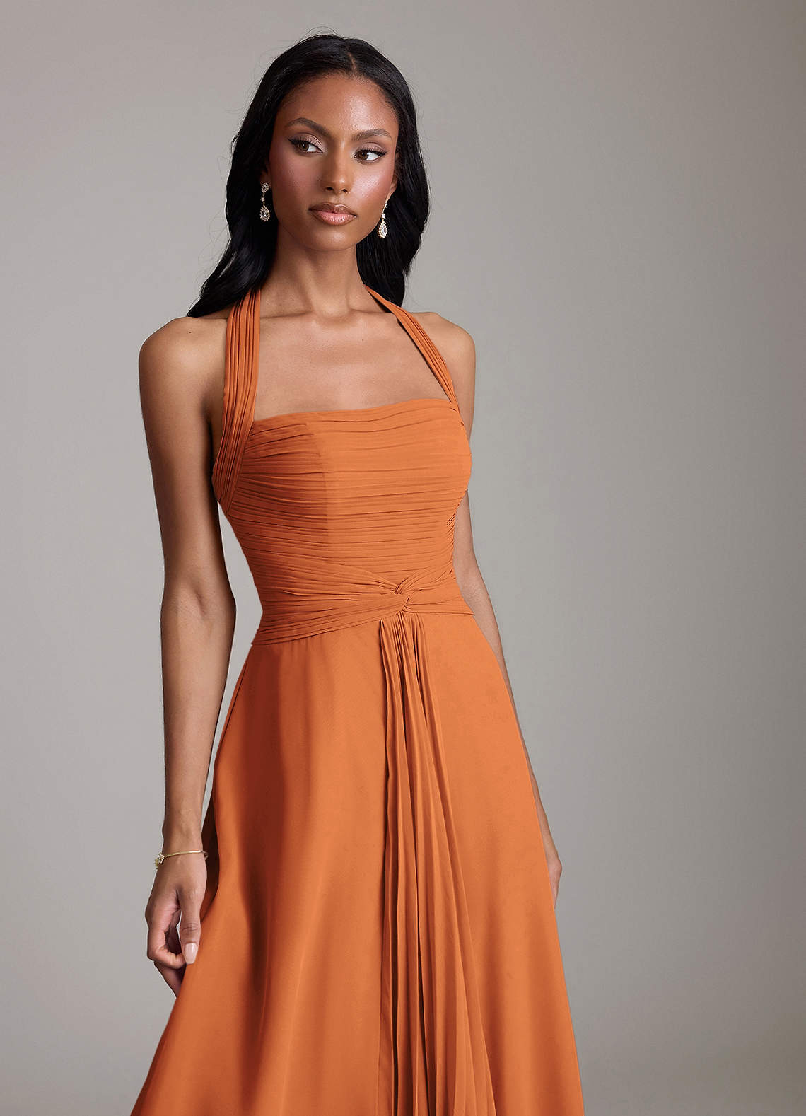 Anandamideリネンドレス Azazie Clarisa Ready to Ship Cinnamon Chiffon Bridesmaid Dresses