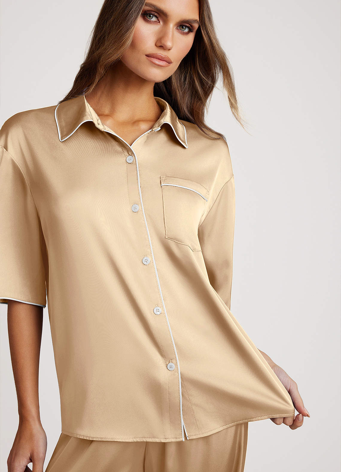 front Contrast-trimmed Pajama Set