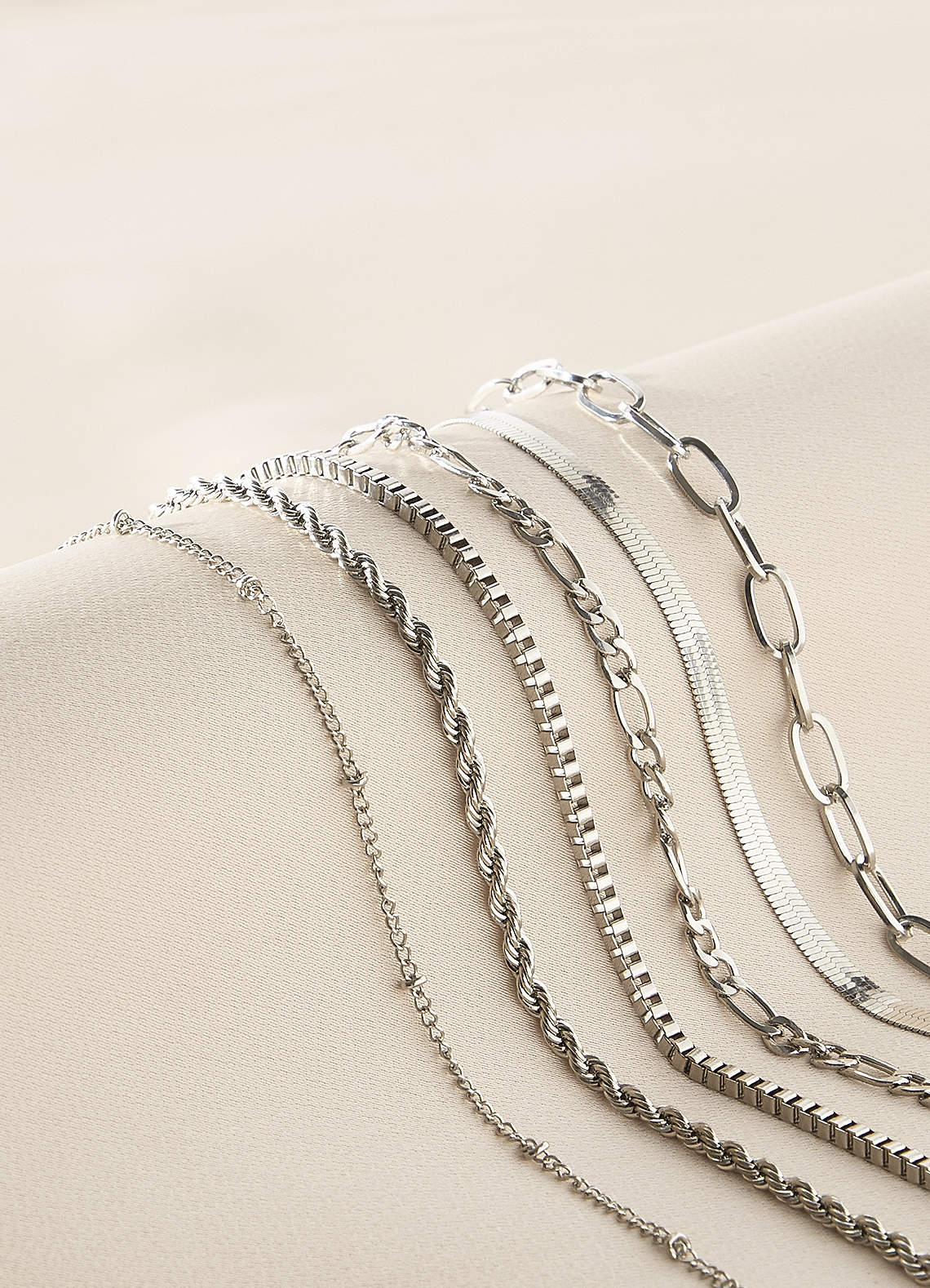 front Multi Chain 6-Piece Bracelet Set