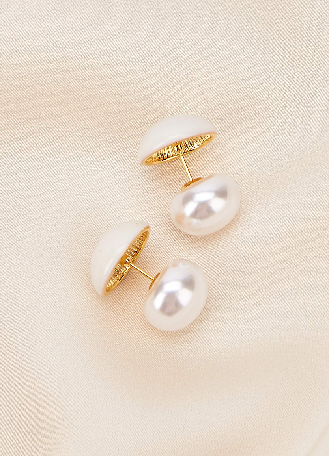 front Enamel Pearl Ear Studs Earrings
