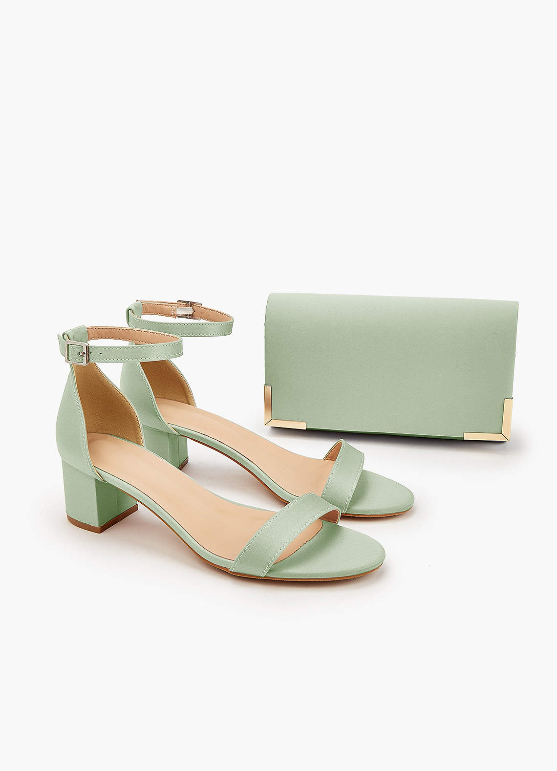 front Matchende farve matte satin sandaler med blokhæl og kuvertclutch sæt