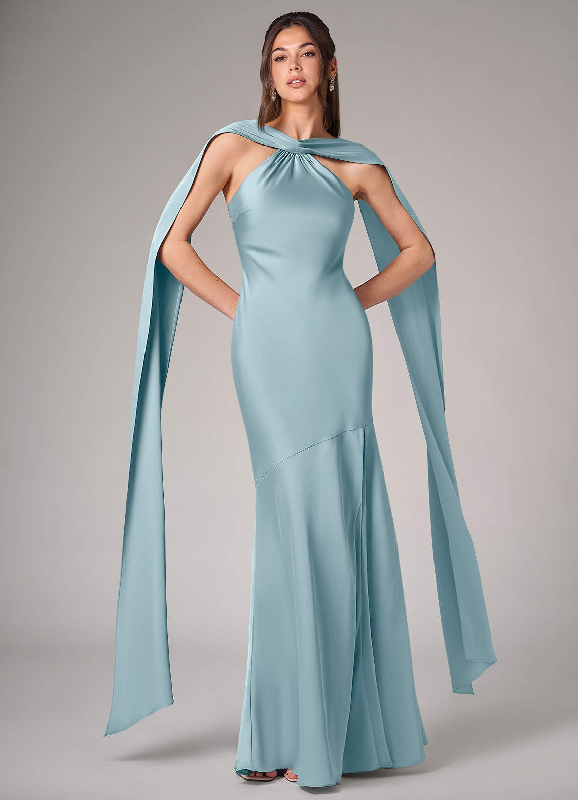 Azazie Kinsley Vestidos de damas de honor Vestido de Azul Malhumorado de Satén Elástico de Corte Sirena con Corte Lateral image1