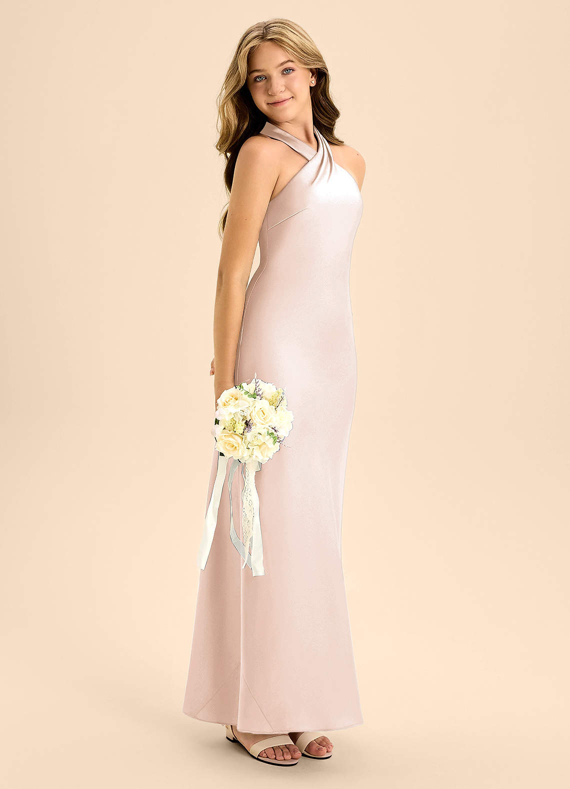 Azazie Doretta Junior Robe Trapèze en Satin extensible Plissée Rose Pâle image6