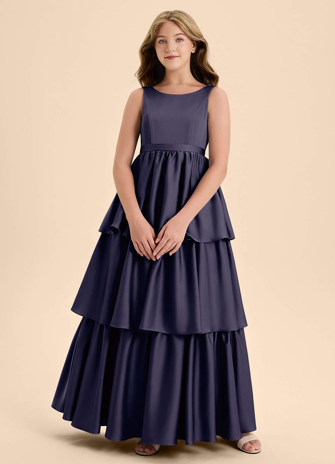 Azazie Meadowyn Junior Abito A-Line in Raso Elasticizzato Fiocco Stormy image1