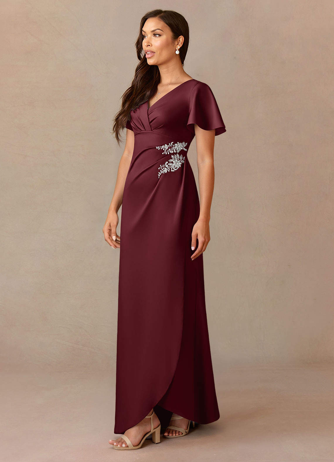 Azazie Robins vestidos de madre de la novia Vestido de Cabernet de Satén Elástico de Corte En A con Plisado image2
