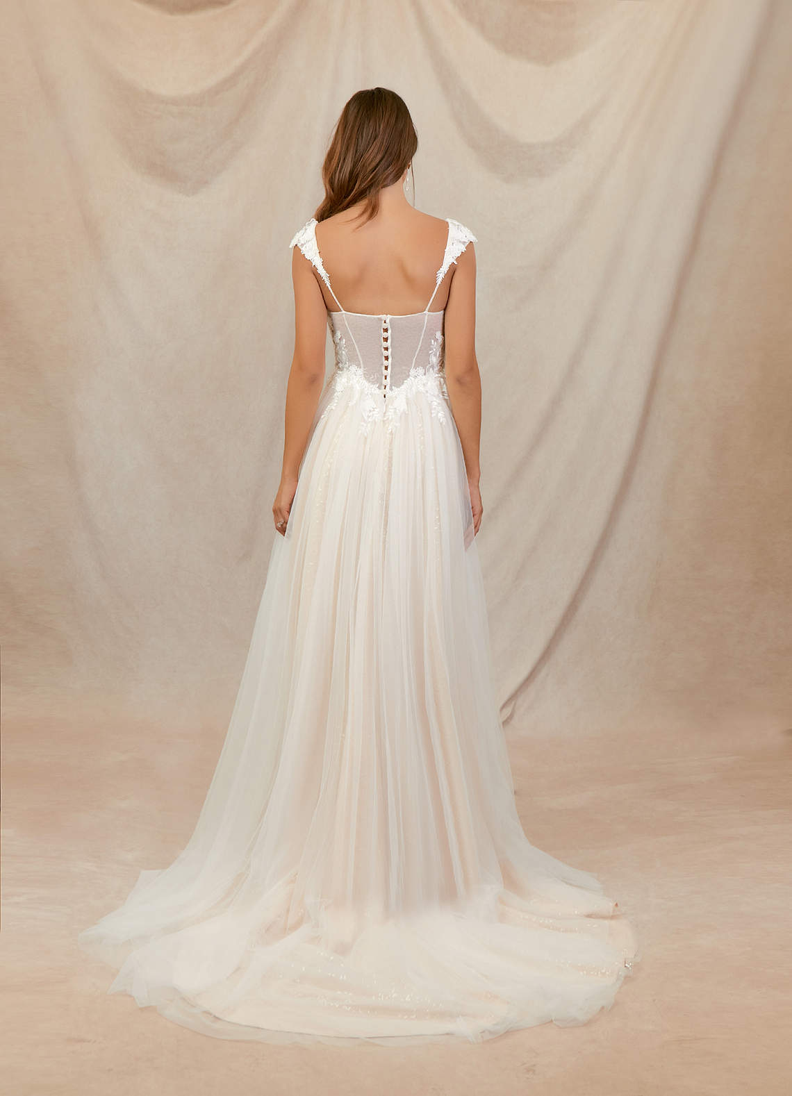 Azazie Katia Abiti da Sposa Abito A-Line in Tulle Pizzo Bianco Diamante Champagne image1