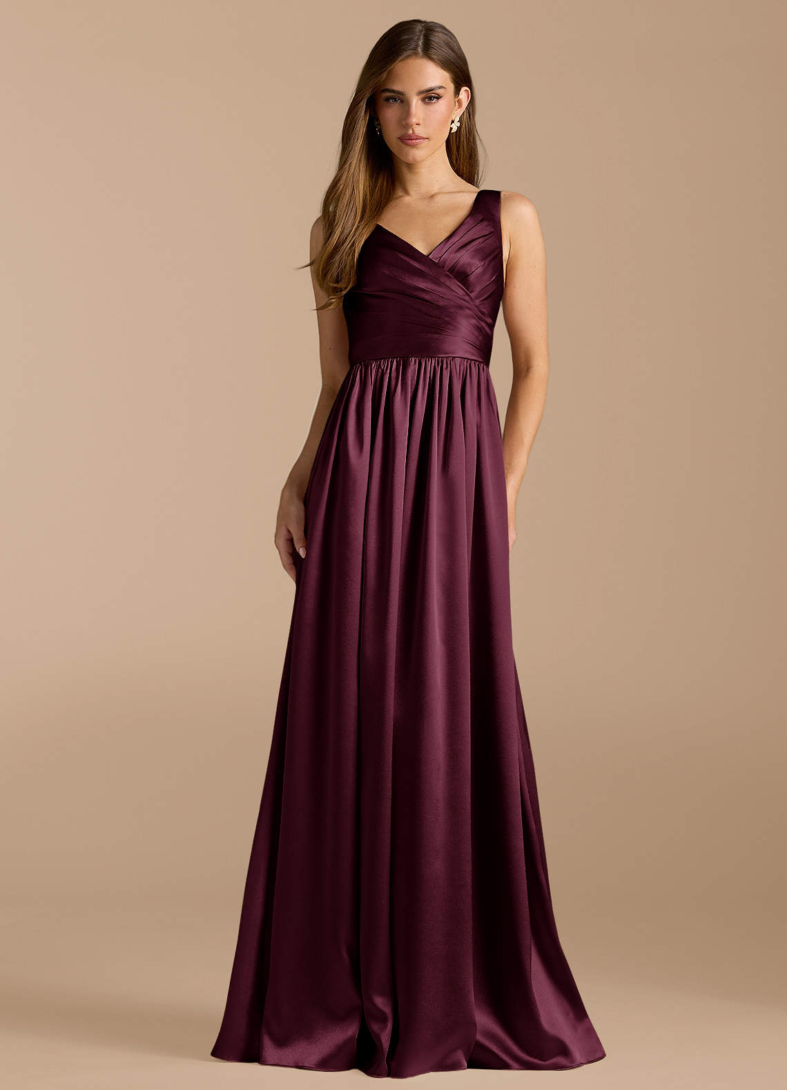 Azazie Keyla Brautjungfernkleider A-Linie Plissee Metallischer Satin Kleid Cabernetrot image1
