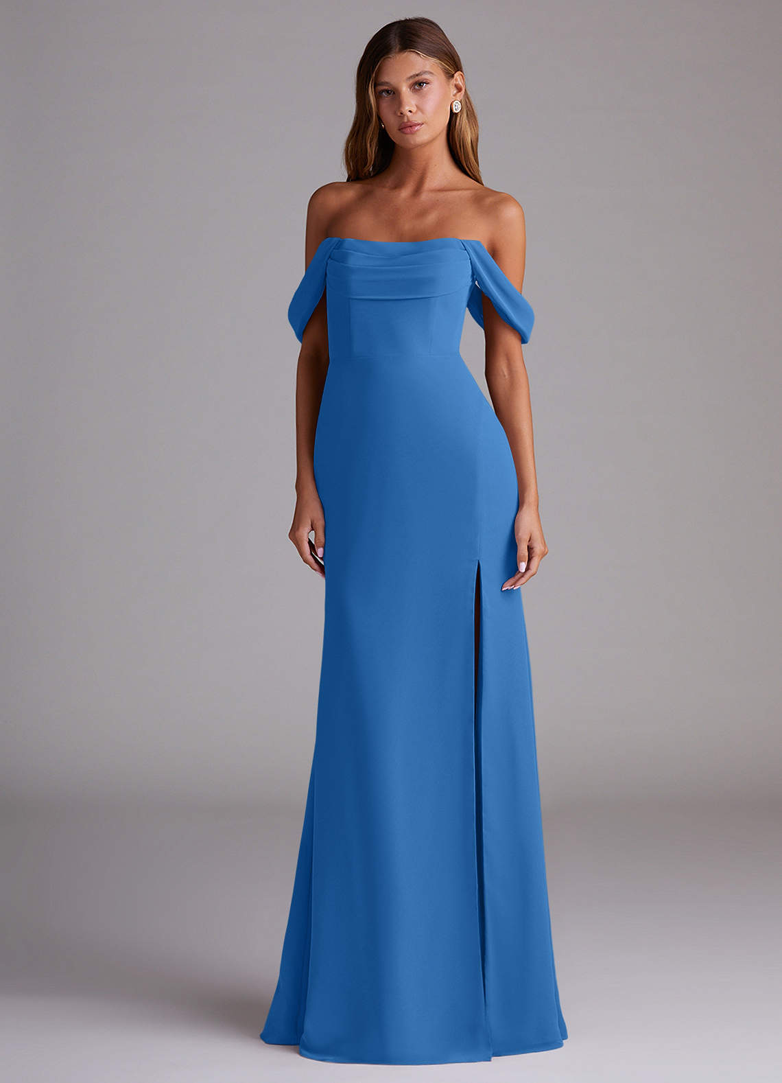 Azazie Saige Vestidos de damas de honor Vestido de Azul Grisaceo de Gasa de Corte en A Convertible con Vestidos sin tirantes image2