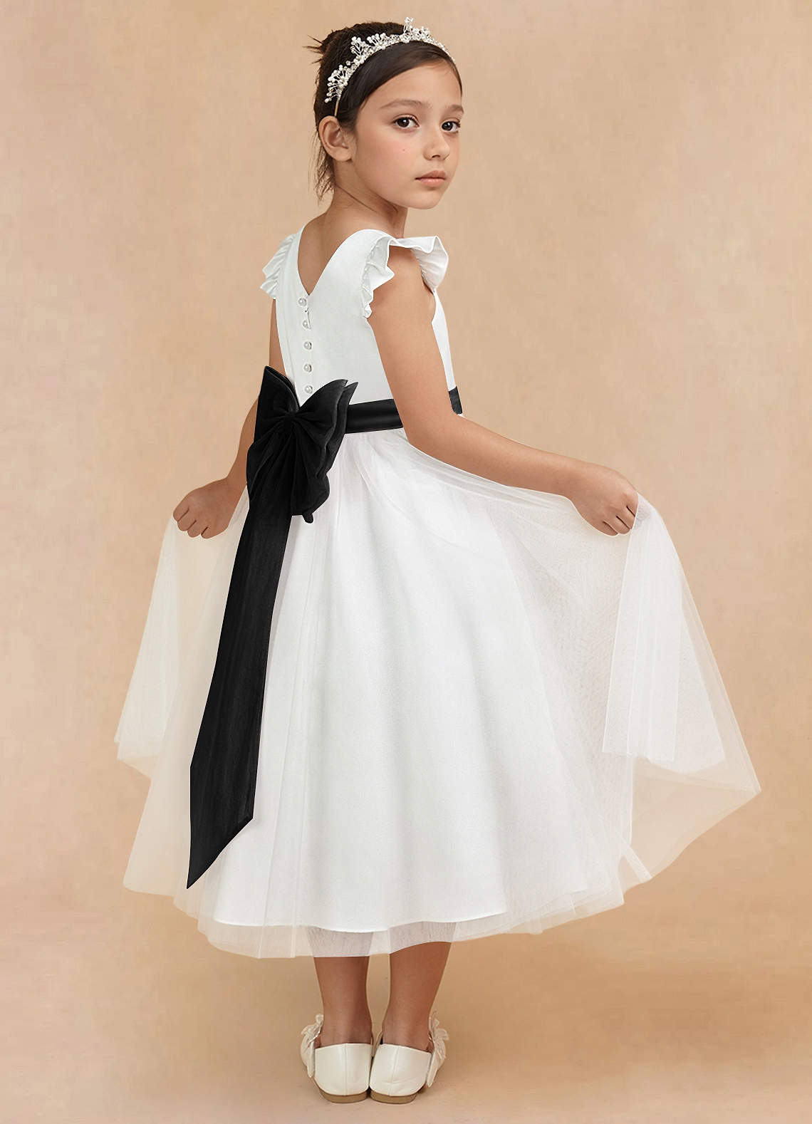 Azazie Hemi Robe Demoiselle D'honneur Fillette Robe Trapèze en Tulle Arc Ivoire Noir image1