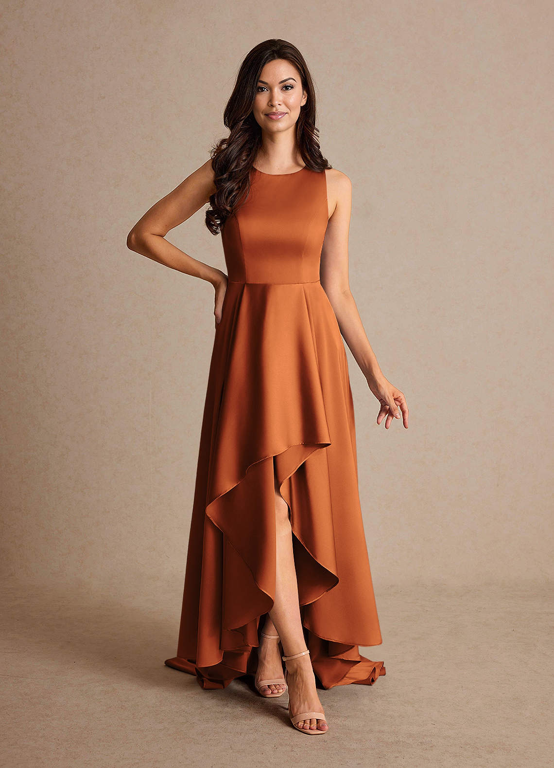 Azazie Niles vestidos de madre de la novia Vestido de Canela de Satén Elástico de Corte En A con Trenes image1