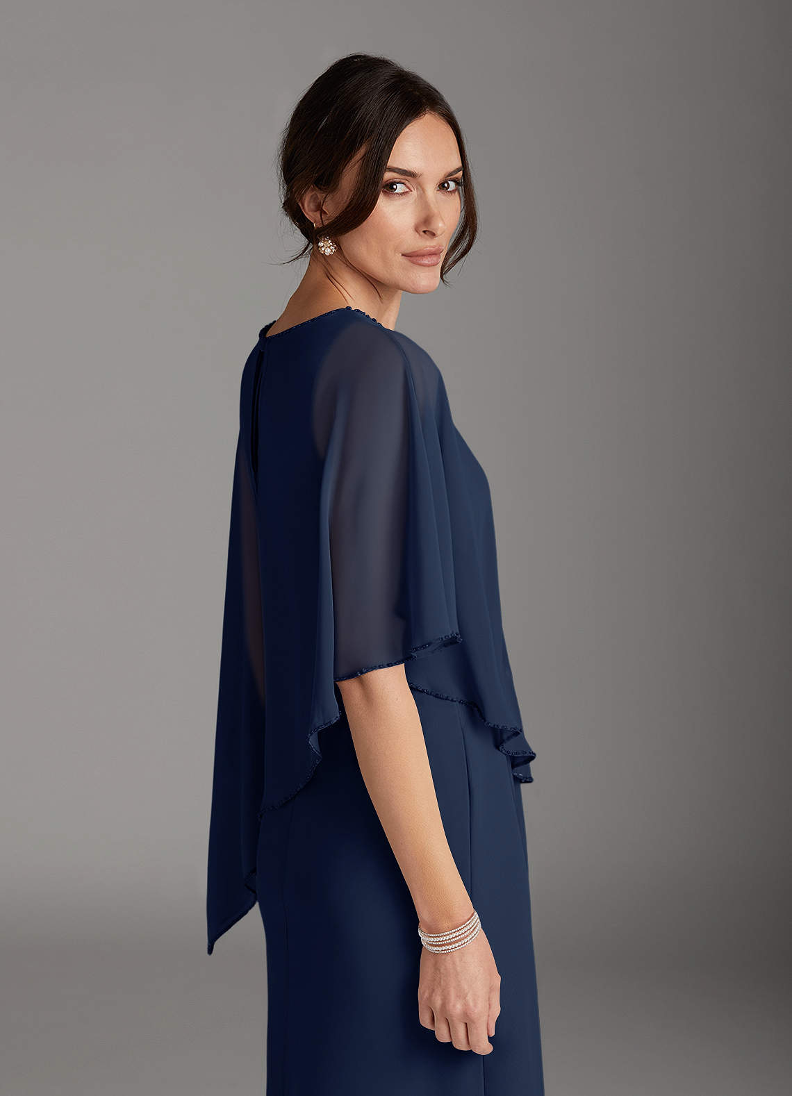 Azazie Sparrow Mère de la mariée Robes Robe Fourreau en Mousseline de soie Paillettes Bleu Marine Foncé image4