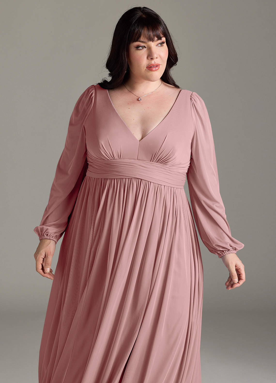 Azazie Norah Abiti da Damigella Abito A-Line in Chiffon con Maniche lunghe e Scollo a V Rosa Polverosa image11