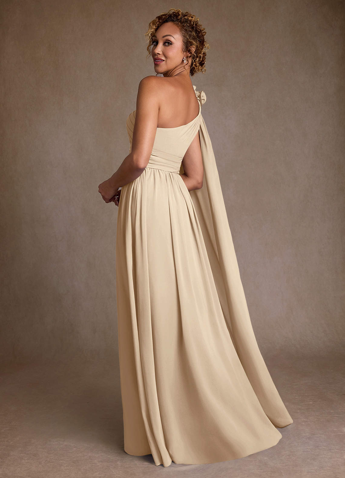 Azazie Lancaster Mère de la mariée Robes Robe Trapèze en Mousseline de soie Une épaule Champagne image1