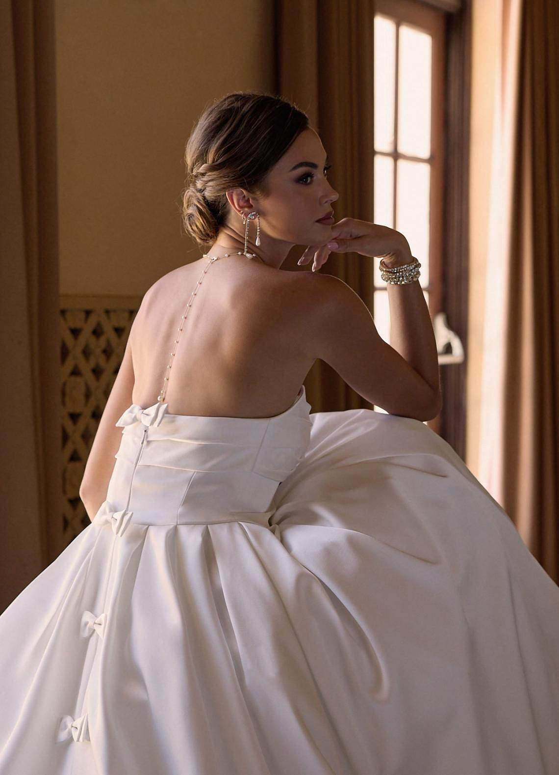 front Mini Pearl Back Body Chain