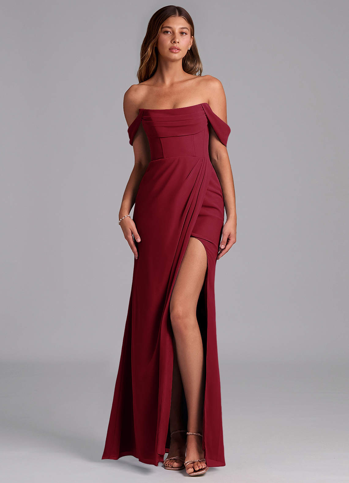 Azazie Johana Jurken voor bruidsmeisjes Converteerbaar Jurk van Chiffon met Zeemeermin Off the Shoulder Bourgondië image1