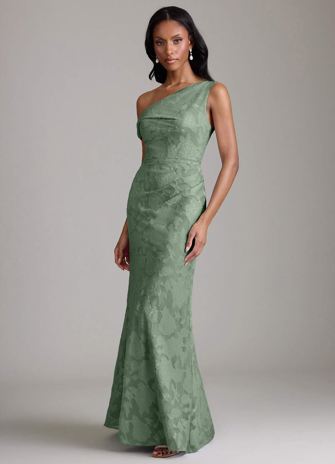 Azazie Emerson Vestidos de damas de honor Vestido de Matcha de Devorado Floral de Corte Sirena con Vestidos sin tirantes image4