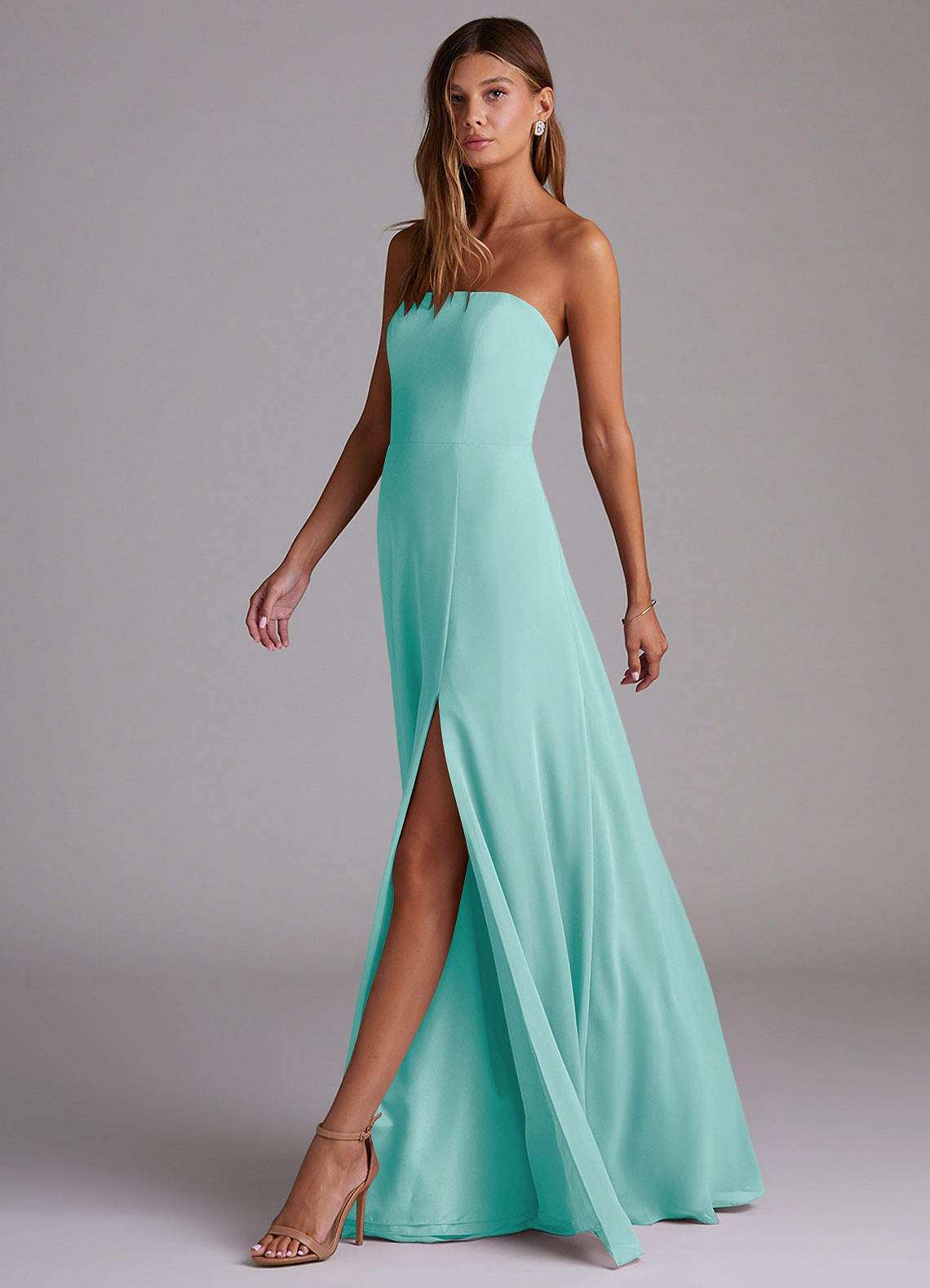 Azazie Wren Vestidos de damas de honor Vestido de Aqua de Gasa de Corte en A Convertible con Corte Lateral image3