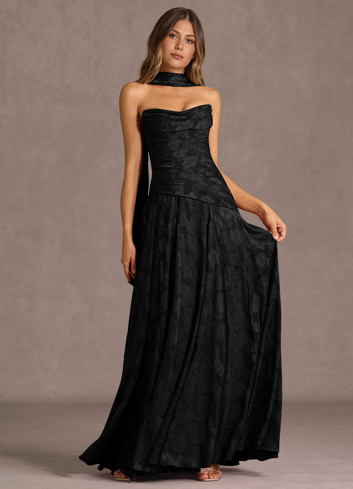 gabriella floral embroidered tie back formal dress Quilt Gabriella Dress | Agua Bendita main image 1