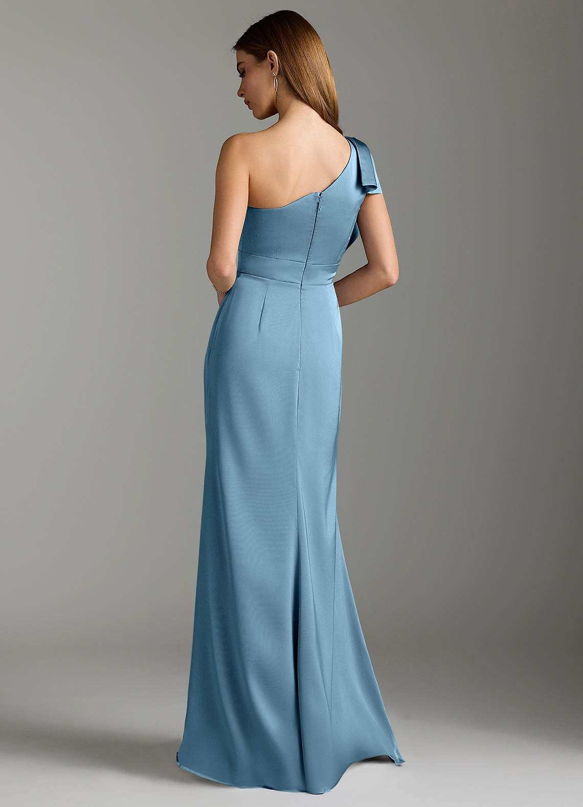 Azazie Rinna Vestidos de damas de honor Vestido de Azul Acero de Satén Elástico de Corte Sirena con Volante image7