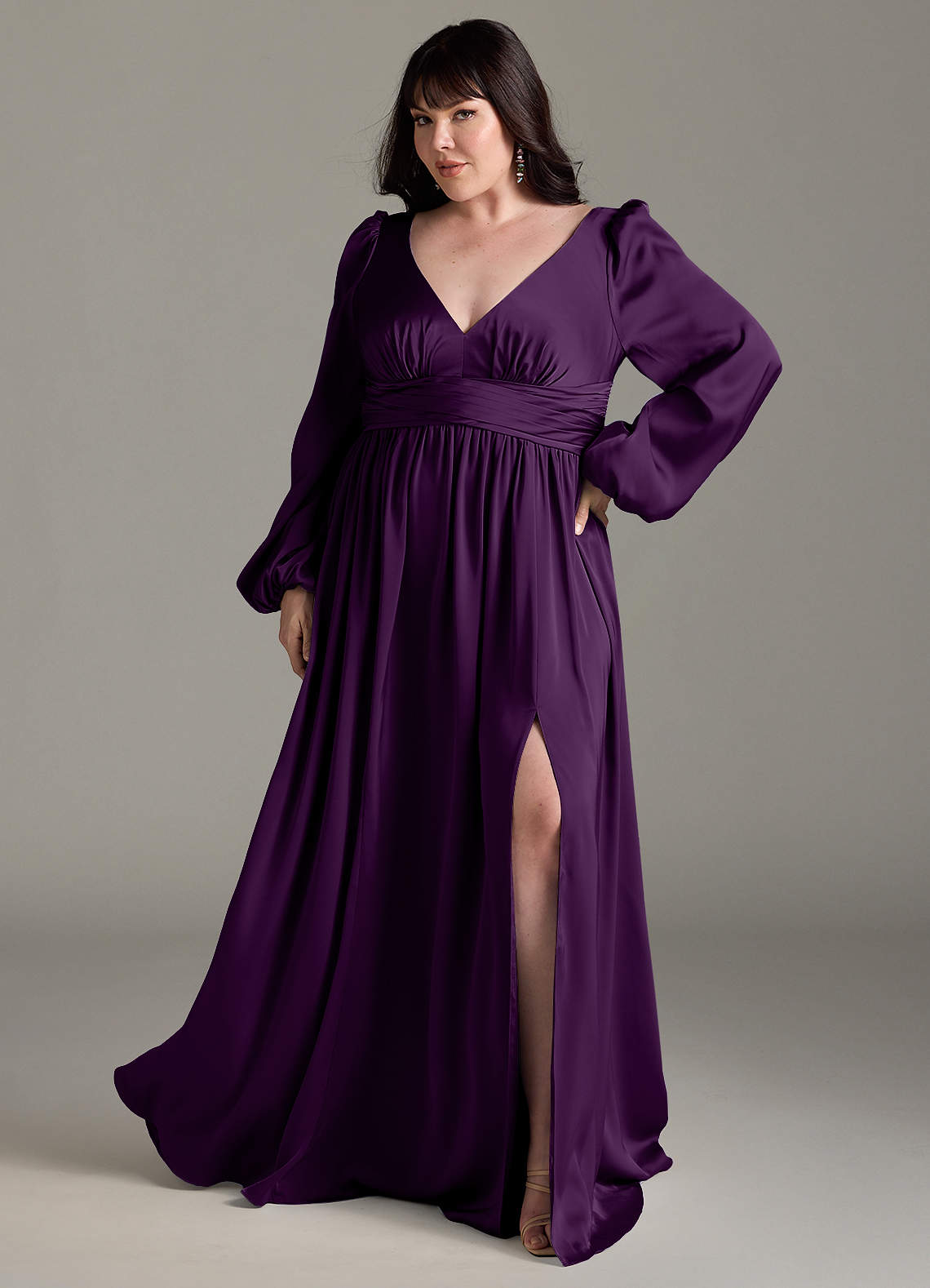 Azazie Norah Robes de demoiselle d'honneur Robe Trapèze en Satin extensible Grain De Raisin image1