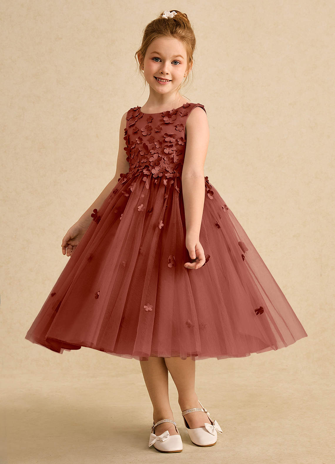 Azazie Lana Vestidos de florista Vestido Castanho Aloirado de Cetim fosco de Linha A com Sem mangas image2