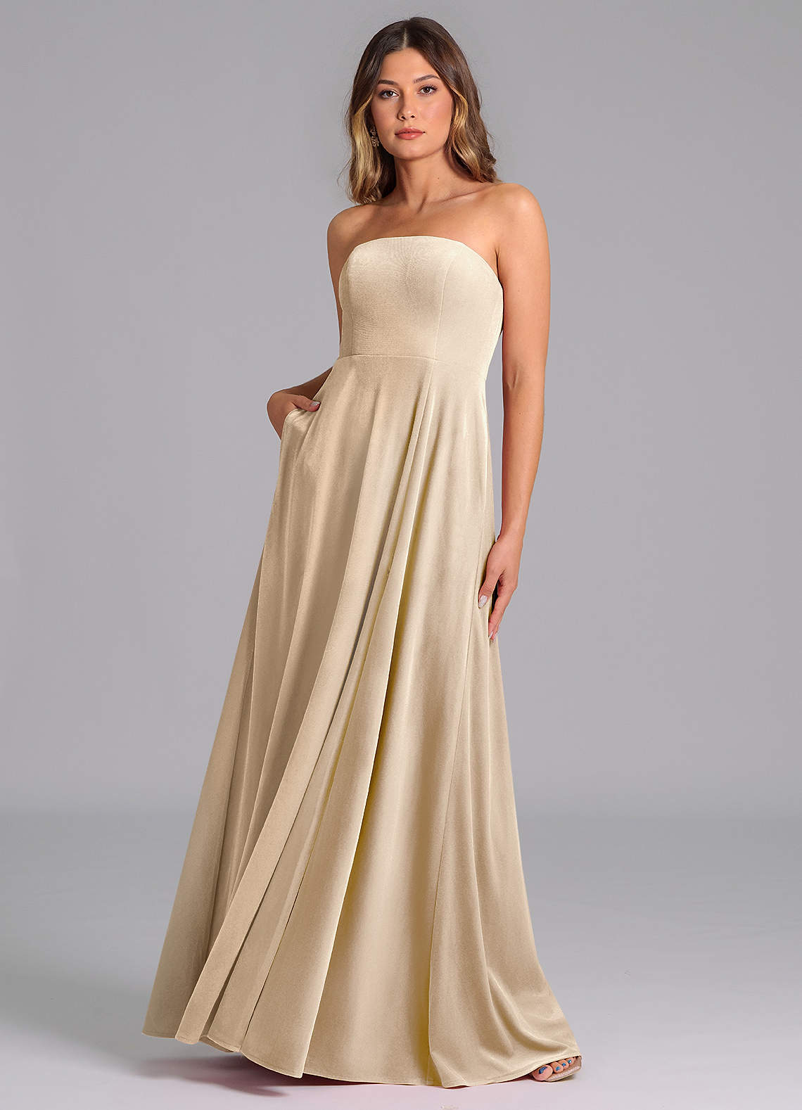Azazie Wren Brautjungfernkleider A-Linie Schulterfrei Samt Kleid Champagner image1