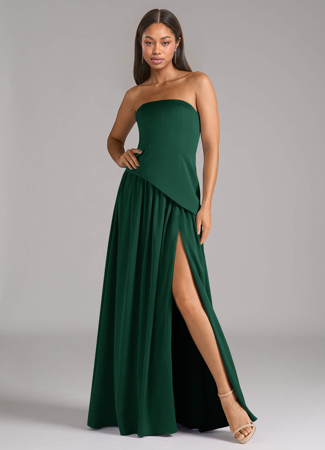 Azazie Adeline Vestidos de damas de honor Vestido de Verde Oscuro de Satén Elástico de Corte en A Convertible con Sin tirantes image1