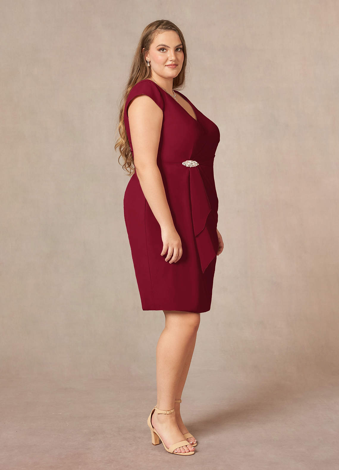 burgundy dress size 12 Bambina Burgundy Scoop-Neck Pleated Maxi Dress  Club L London