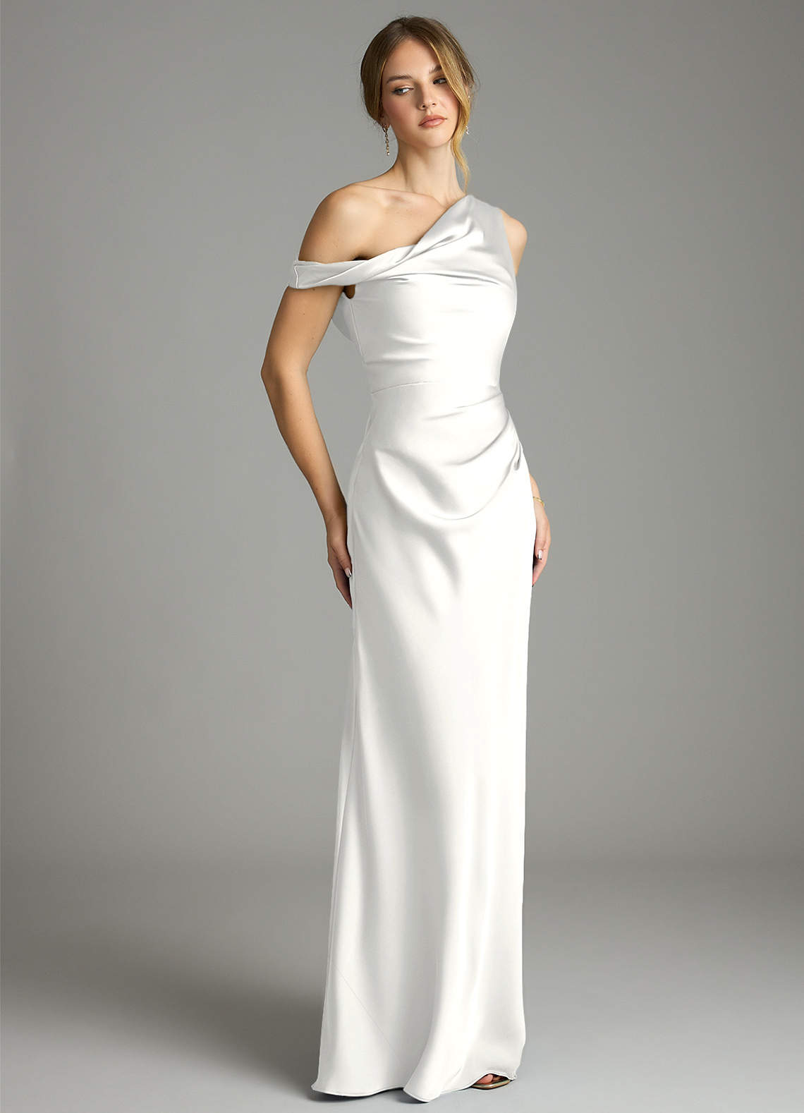 Azazie Emerson Brautjungfernkleider Meerjungfrau-Linie Schulterfrei Stretch-Satin Kleid Weiß image4