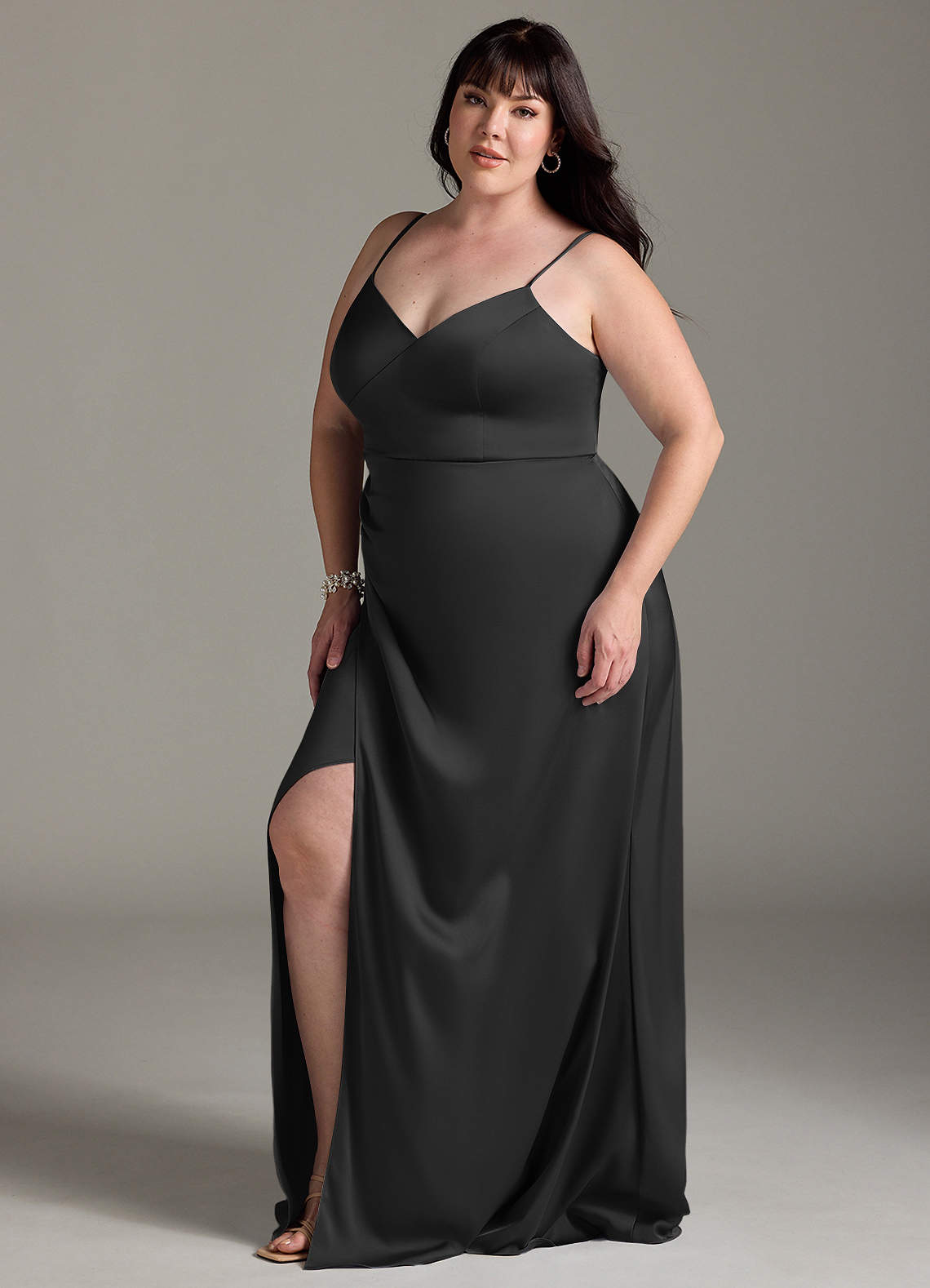 Azazie Marchella Vestidos de damas de honor Vestido de Negro de Satén Elástico de Corte en A con Corsé image9