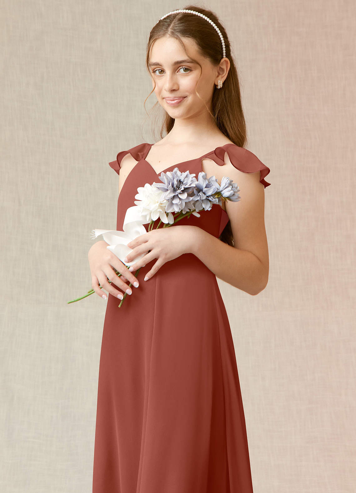 Azazie Everett Junior Vestido de Castaño de Gasa de Corte en A image5