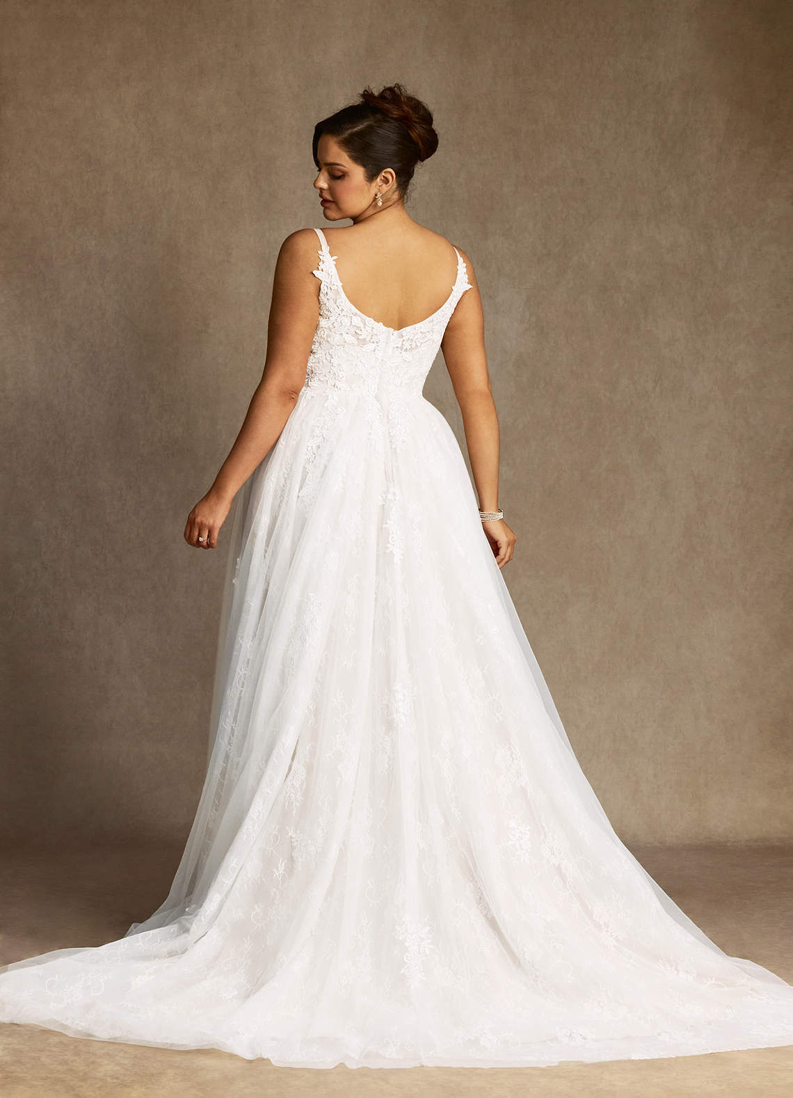 Azazie Jolene Wedding Dresses Diamond White A-Line Lace Tulle Dress image7