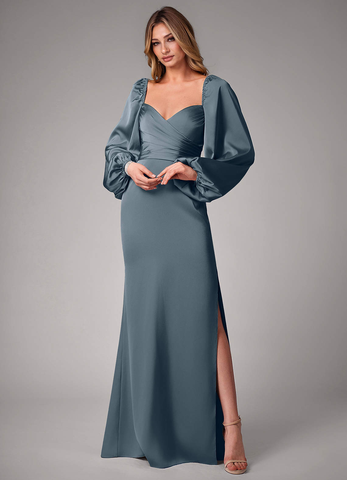 Azazie Sonata Robes de demoiselle d'honneur Robe Fourreau Convertible en Satin extensible Manche longue Violet Crépusculaire image1