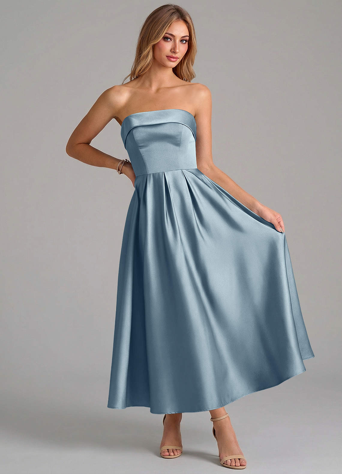 Azazie Lucienne Vestidos de madrinha de casamento Vestido Azul Empoeirado de Cetim elástico de Linha A com Plissado image4