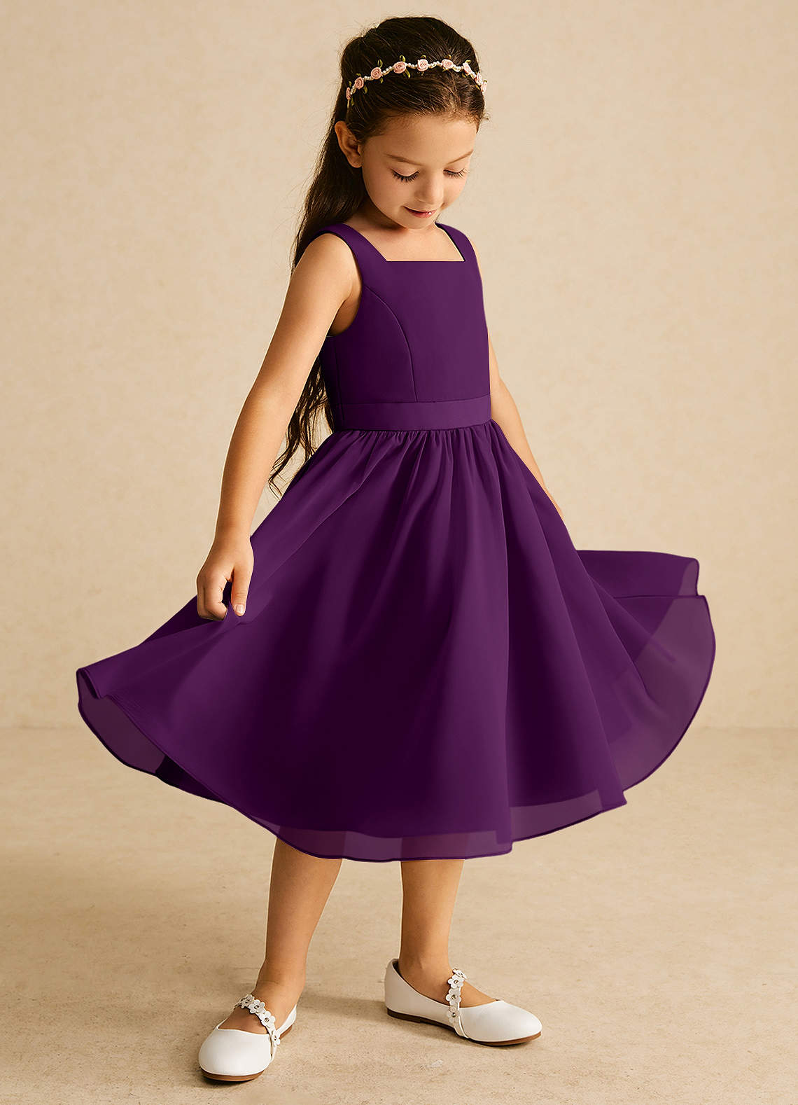 Azazie Ari vestidos de niña de las flores Vestido de Uva de Gasa de Corte En A con Sin mangas image1