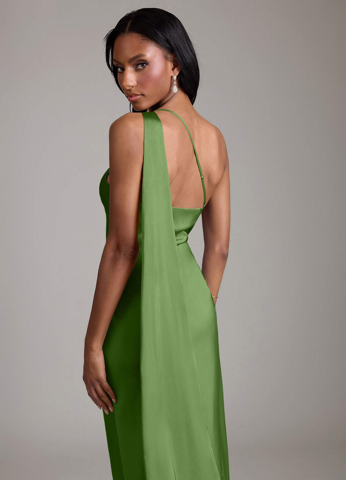 Azazie Juniper Kjoler til hjemmeprøvning Havfrue En skulder Stræk satin Gulv-længde Kjole image1