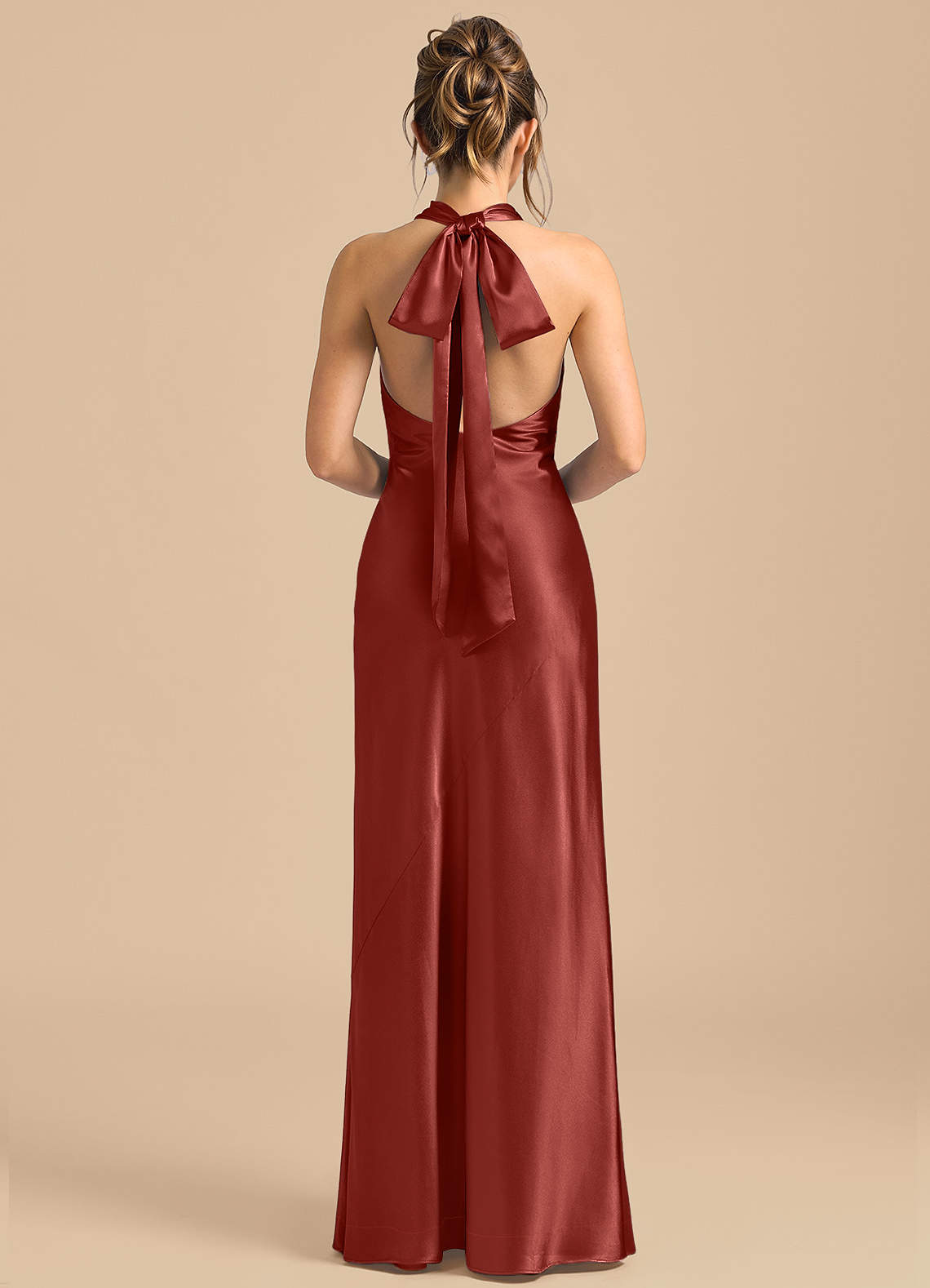 Azazie Velli Essayer des robes à la maison Robe Fourreau en Satiné métallisé Col Haut Bleu Ciel image4